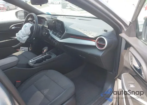 2024 Chevrolet Trax Fwd 1Rs z USA, uszkodzony, nr VIN KL77LGE25RC246155